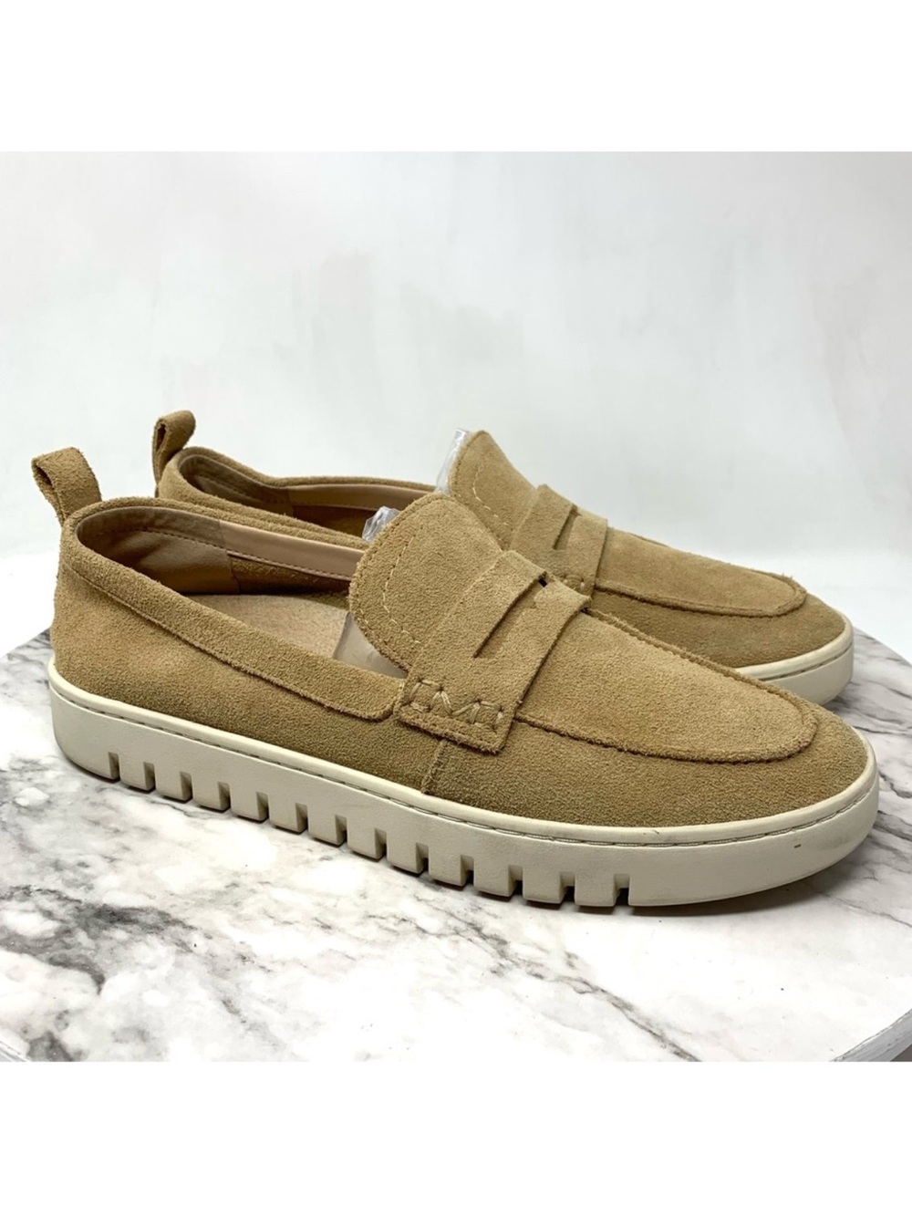 Vionic Uptown Hybrid Tan Suede Lug Sole Comfort Loafers 9 Sporty Euro Summer